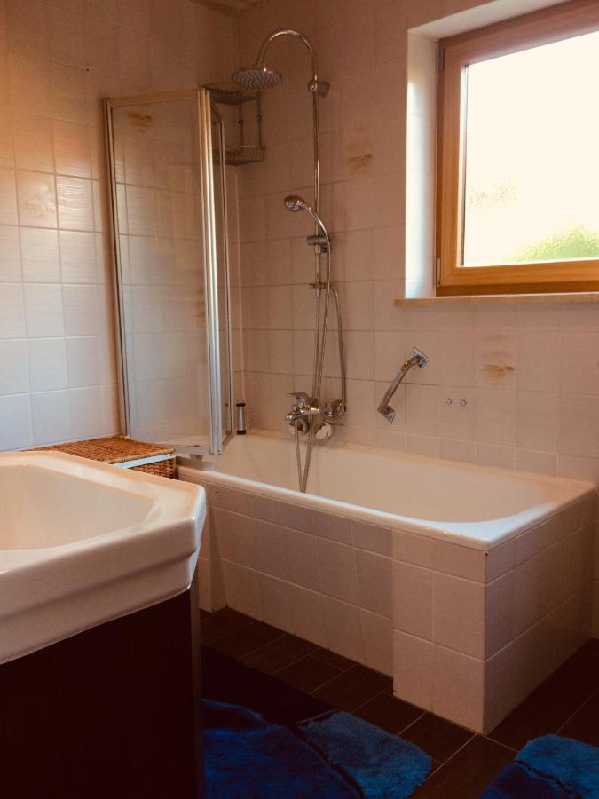 Charmantes Garten-Apartment: Erholung Im Chiemgau Unterwössen Dış mekan fotoğraf